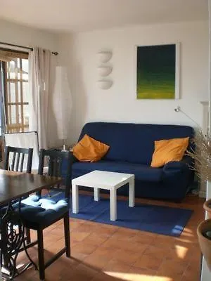 Schoene In Mit Grill, Garten Und Terrasse Und Neben Dem شقة